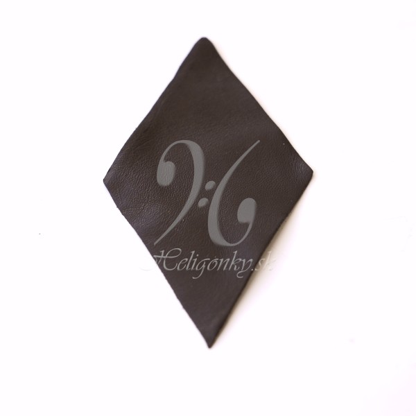 Kožené rožky na mech